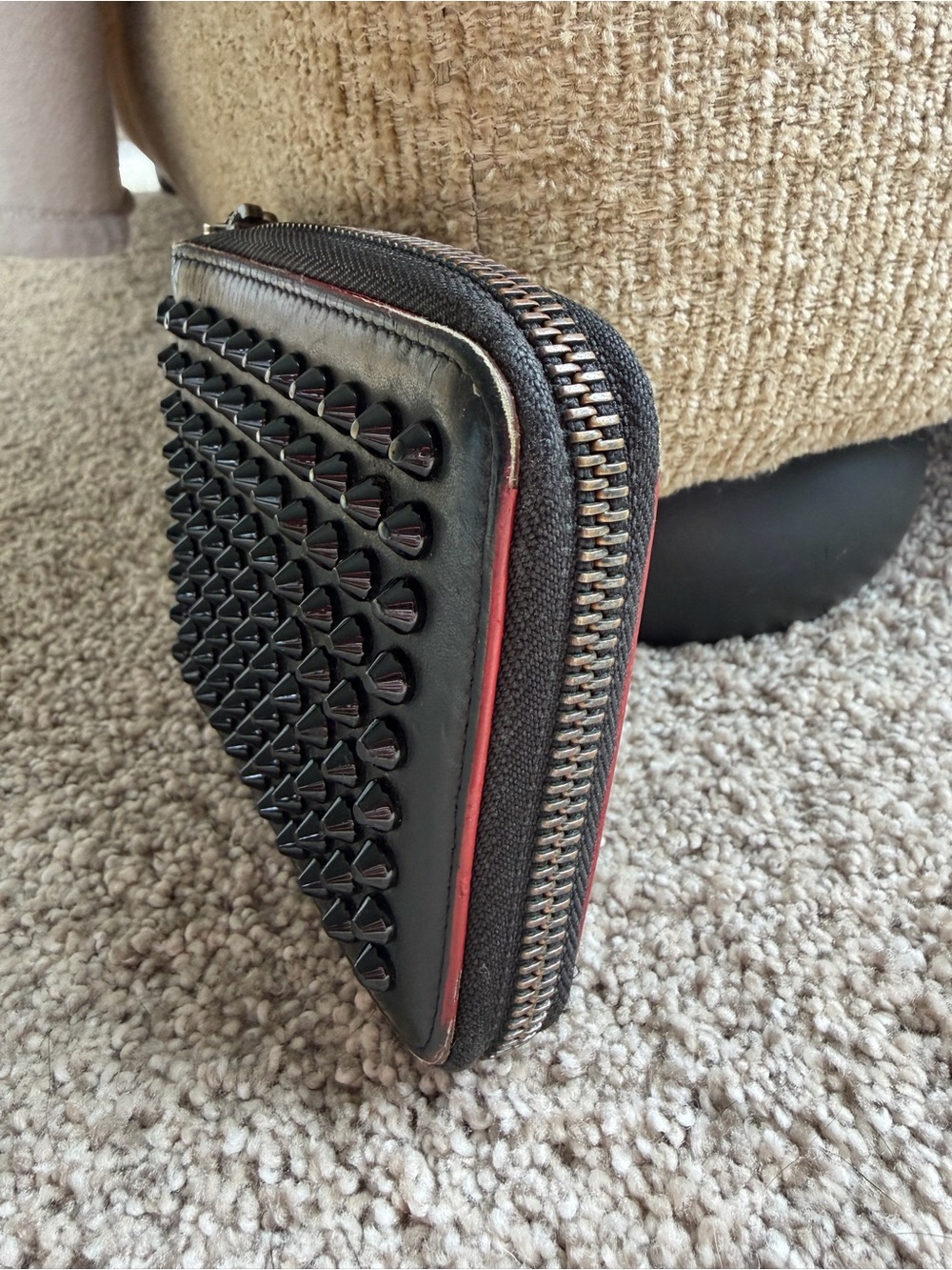 Christian Louboutin Paros Spiked Leather Zip Wallet Black Red - Picture 3 of 7